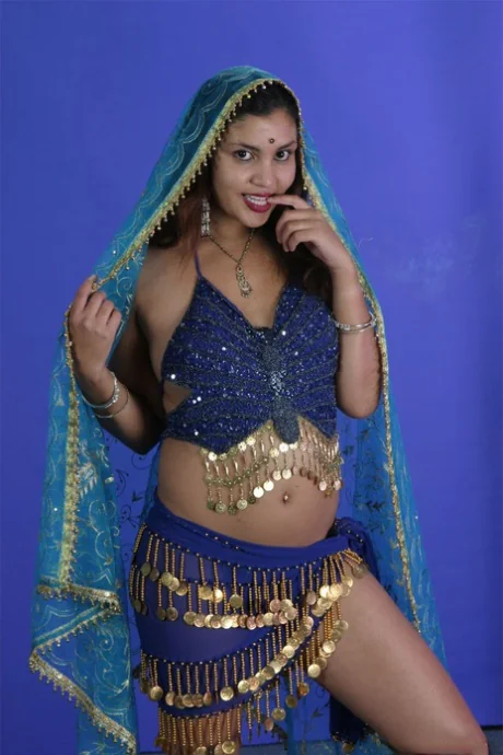 අනෝමා ටීචර්